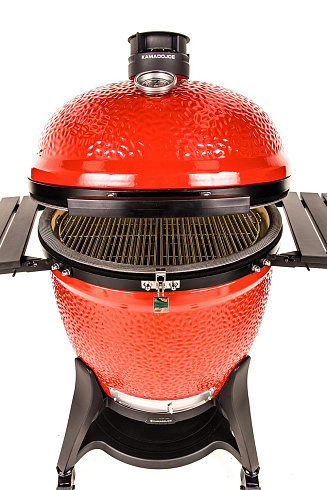 Красный керамический гриль Kamado Joe с системой Divide & Conquer